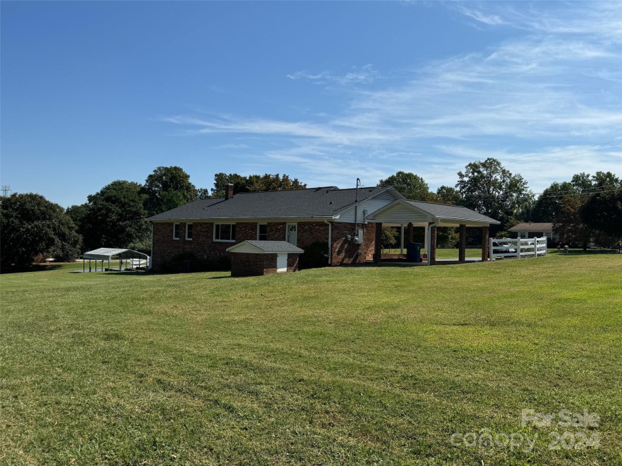 3311 Sigmon Dairy Rd Newton, NC 28658