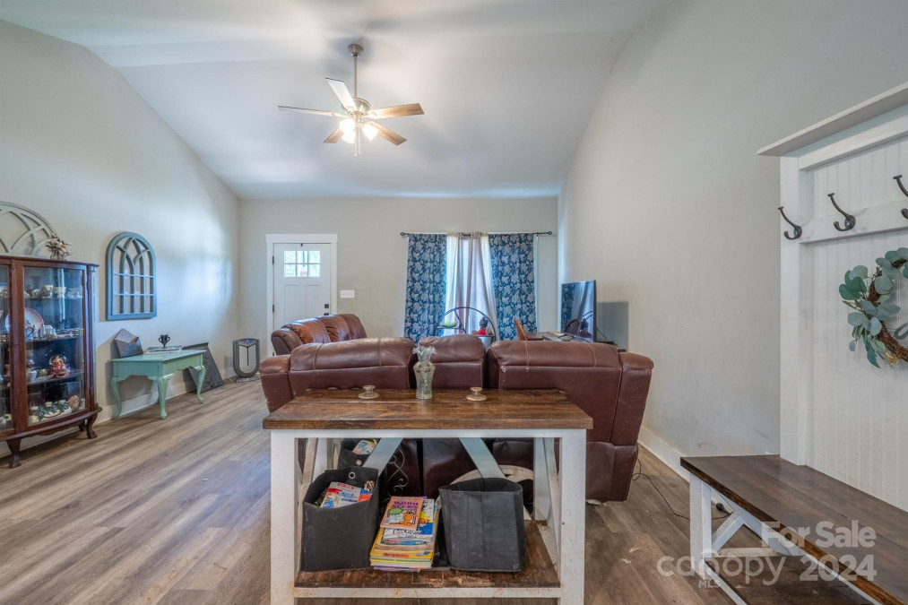 1700 Ivey Ct, Maiden, NC 28650 MLS 4181745