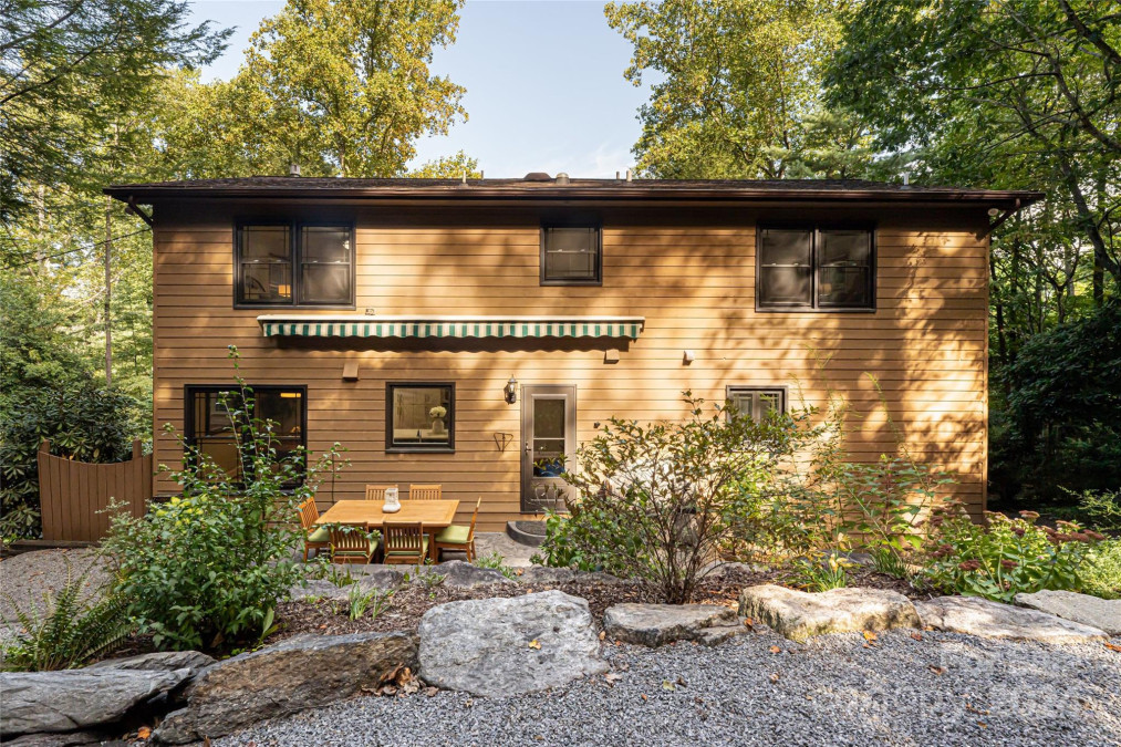 44 Lovers Loop Rd Asheville, NC 28803