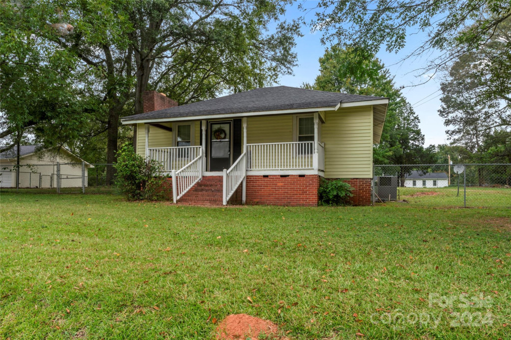 1307 Grace Ave Lancaster, SC 29720