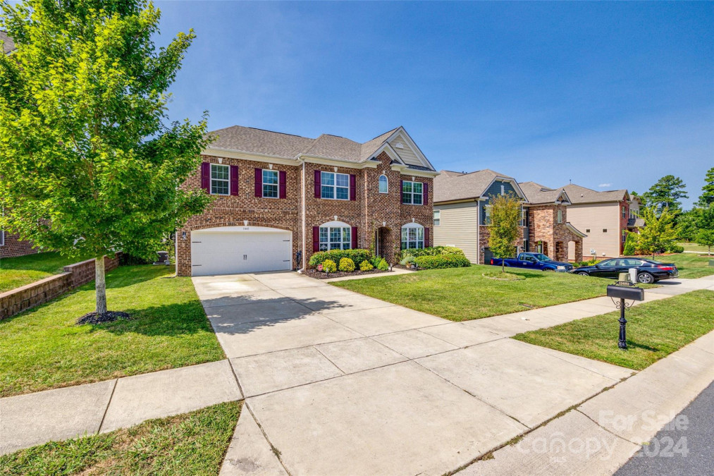 11481 Cedarvale Farm Pw Midland, NC 28107