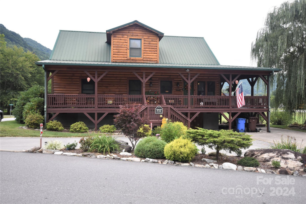 170 Panoramic Loop Maggie Valley, NC 28751