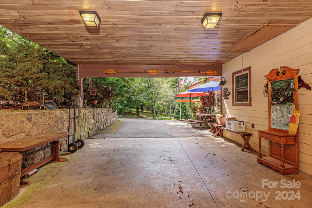 1701 Sawmill Creek Bryson City, NC 28713