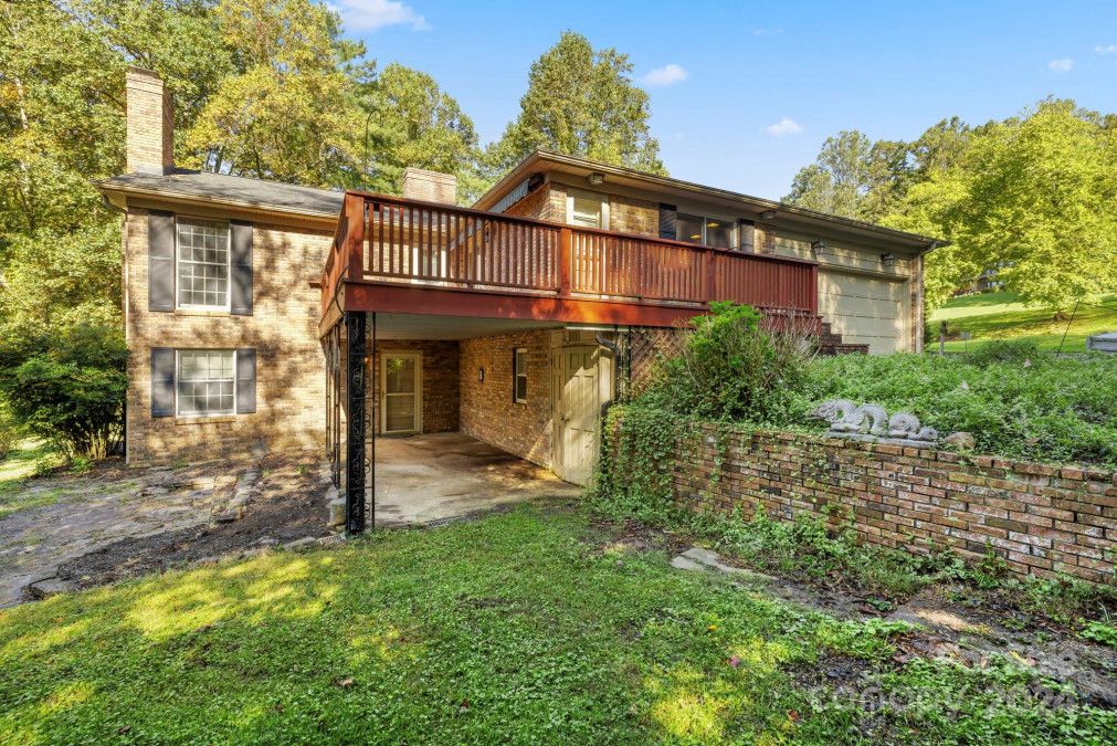 407 Browning Rd Hendersonville, NC 28791