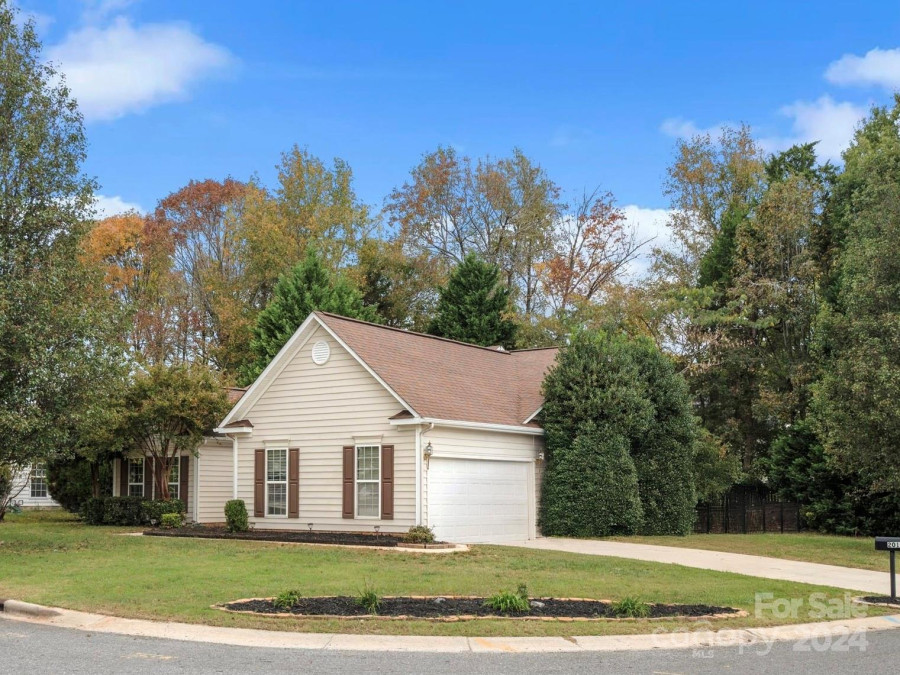 2010 Fairburn Ct Fort Mill, SC 29708