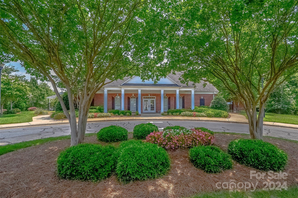 2010 Fairburn Ct Fort Mill, SC 29708