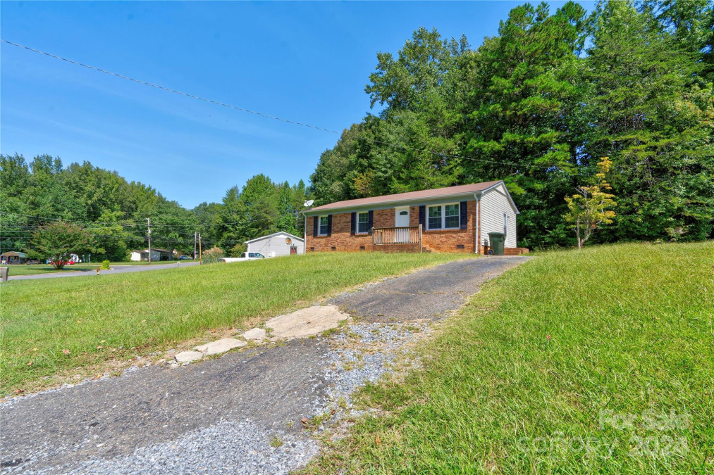 1816 Alpine Dr Kings Mountain, NC 28086