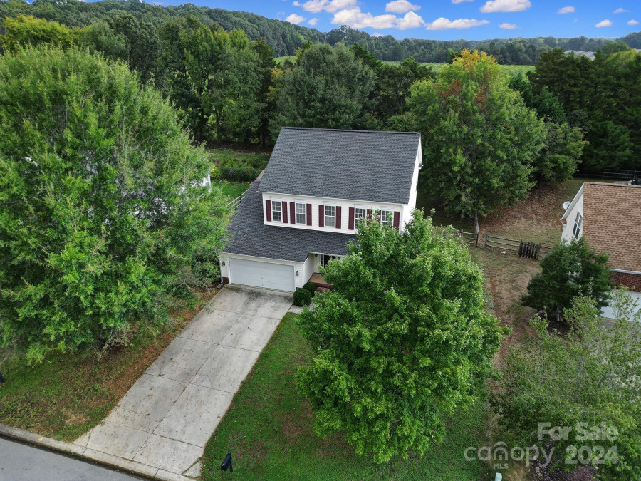 3909 Waters Reach Ln Indian Trail, NC 28079