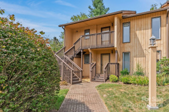 105 Pebble Creek St Asheville, NC 28803