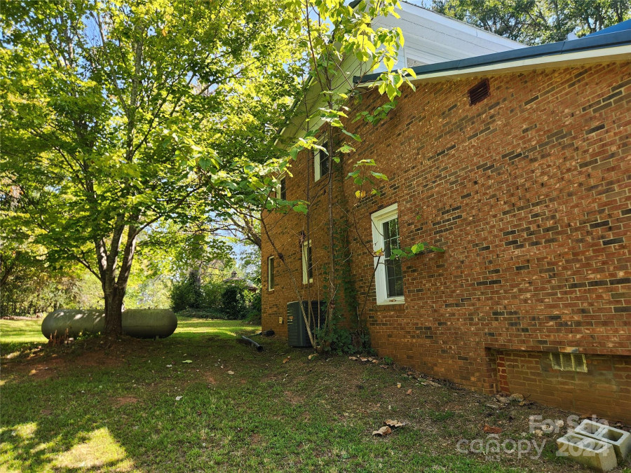 207 Southwinds Dr Rutherfordton, NC 28139