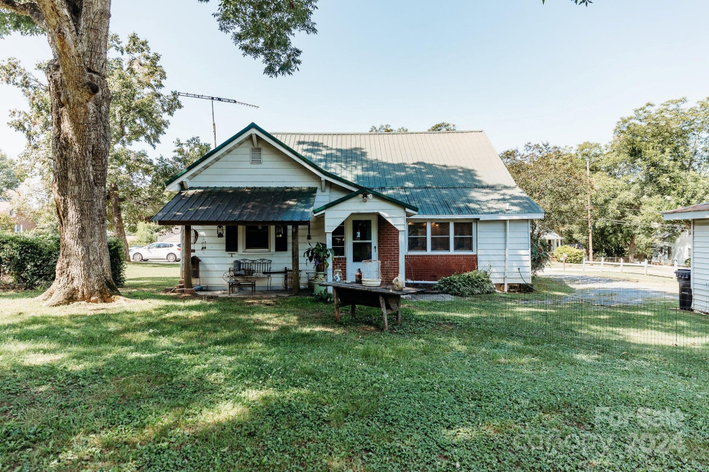 217 Depot St Rockwell, NC 28138