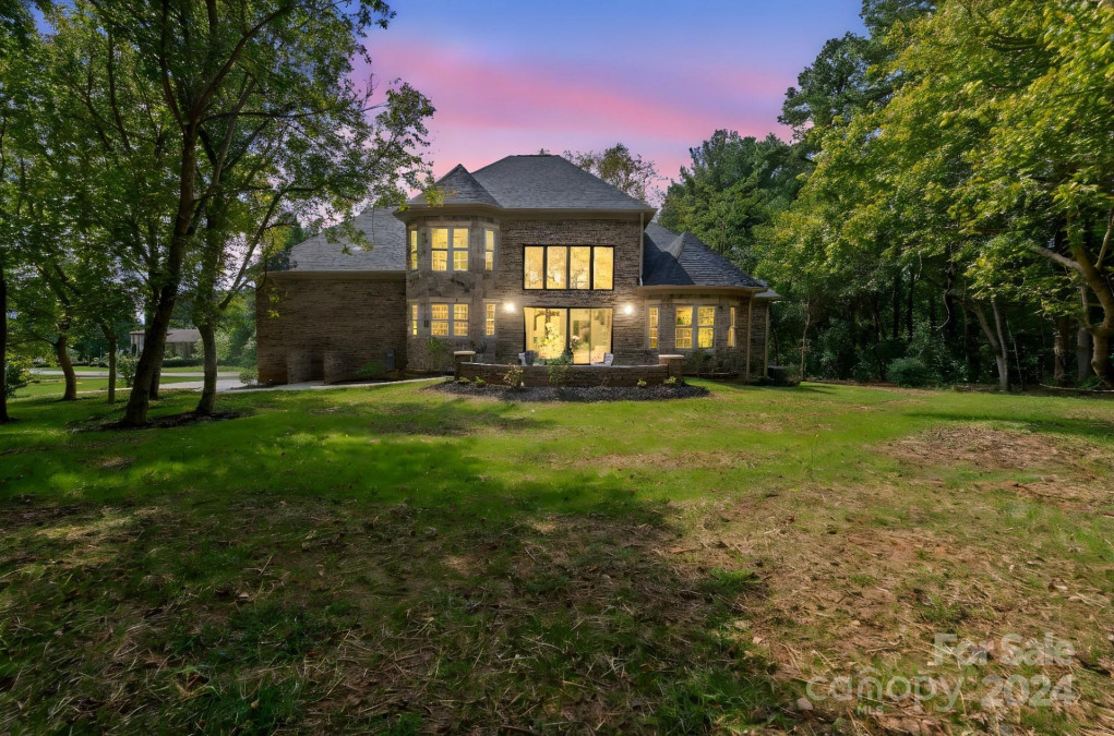 209 Glenview Dr Salisbury, NC 28147