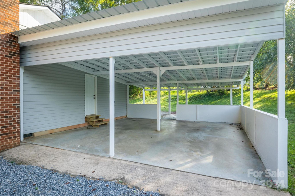 1521 Conley Rd Morganton, NC 28655