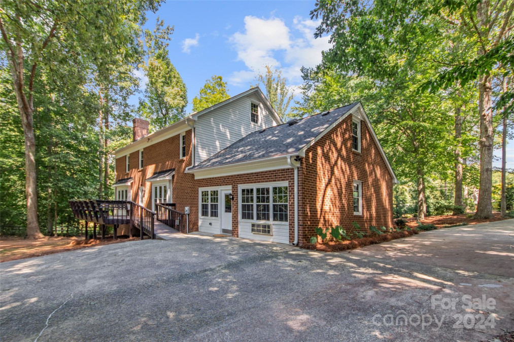 5419 Birchhill Rd Mint Hill, NC 28227