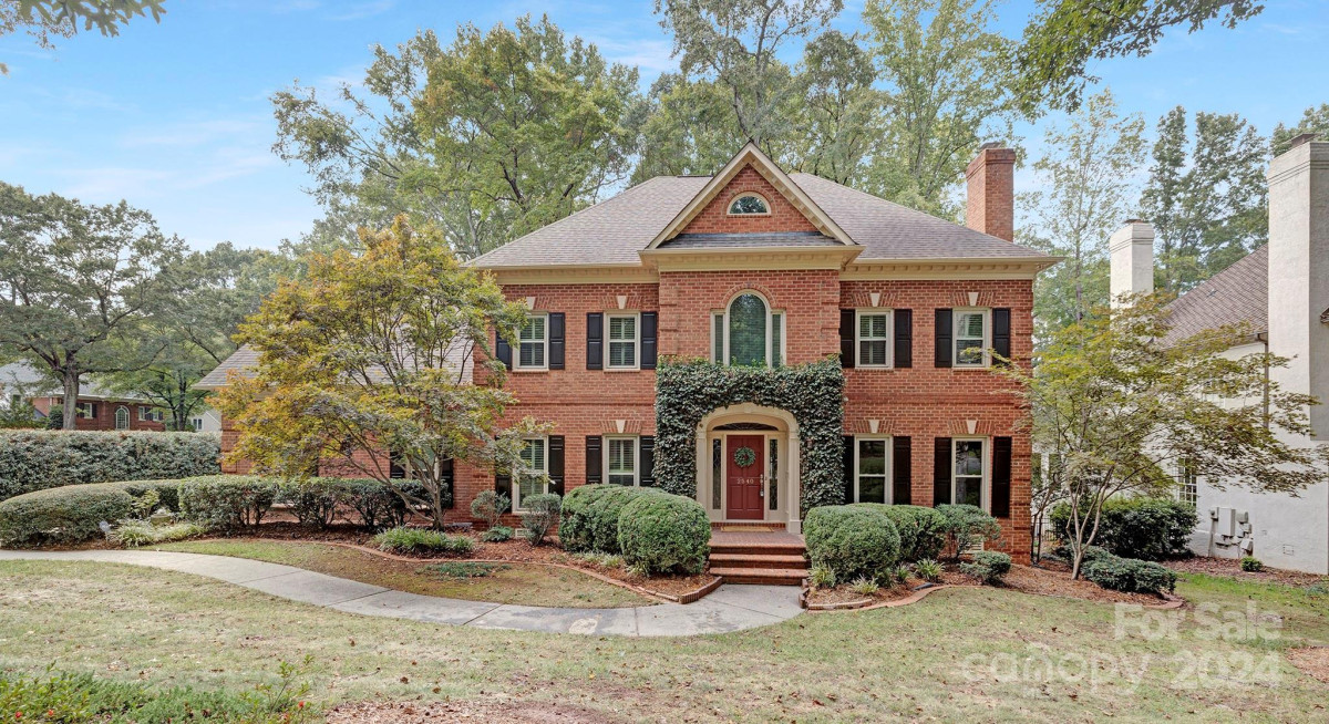 2540 Ballencourt Ln Charlotte, NC 28226