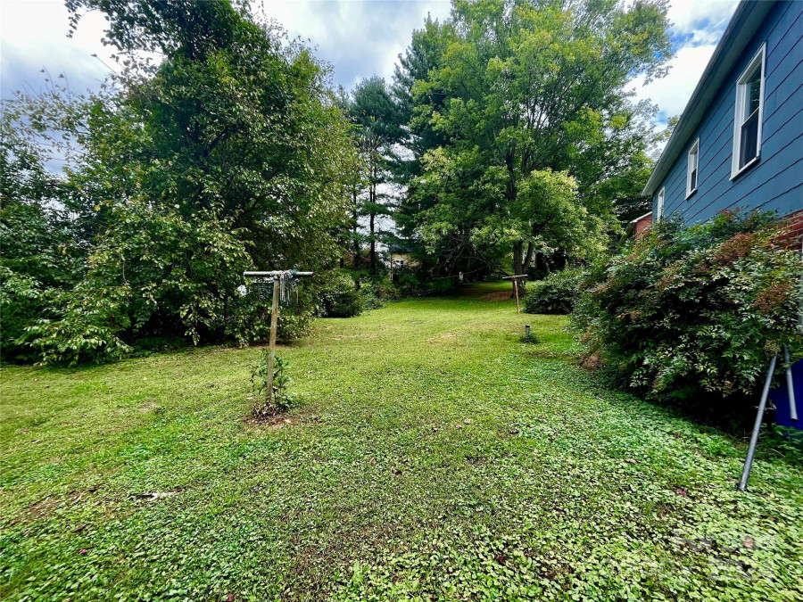 104 Garden Pl Morganton, NC 28655