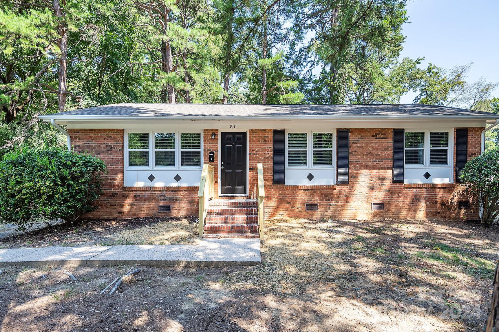 510 Scottsbrook Dr Charlotte, NC 28213