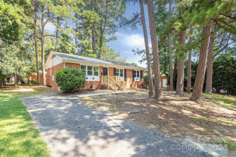 510 Scottsbrook Dr Charlotte, NC 28213