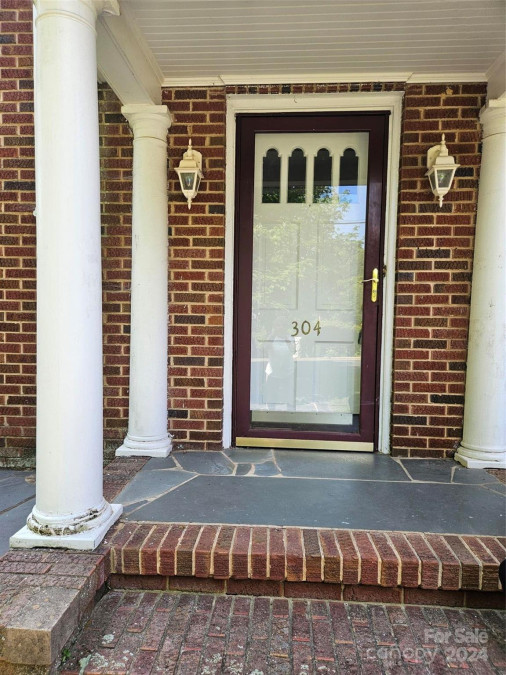 304 Palmer St Albemarle, NC 28001