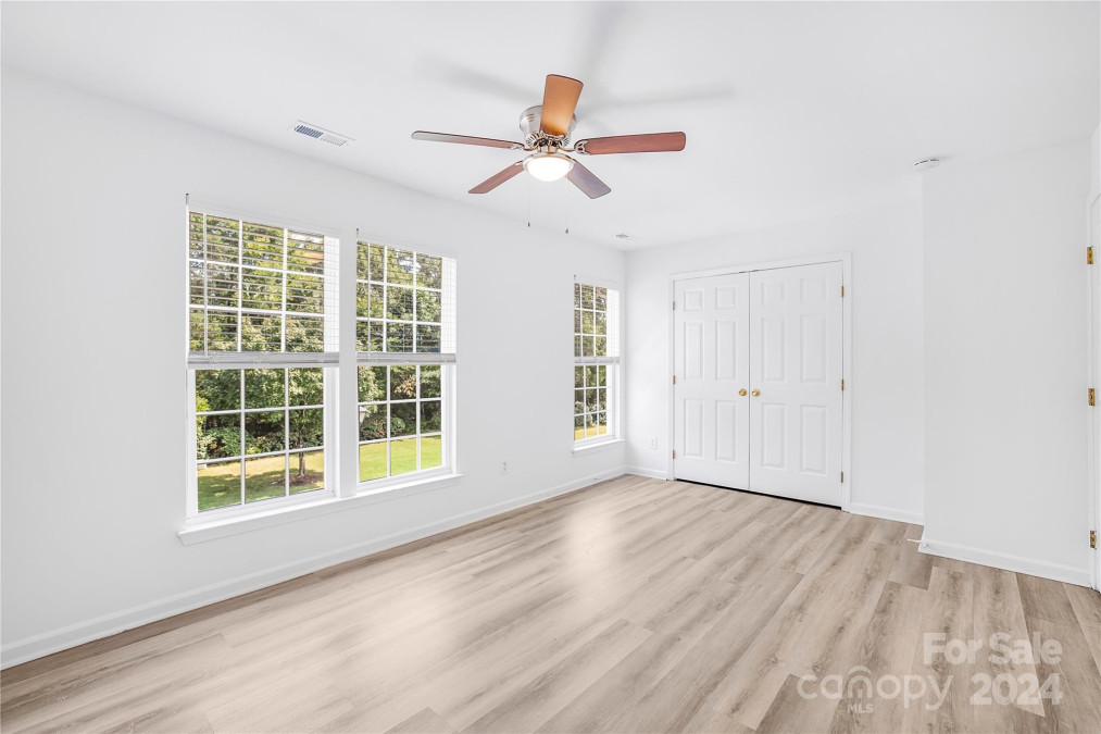 10938 Garden Oaks Ln Charlotte, NC 28273