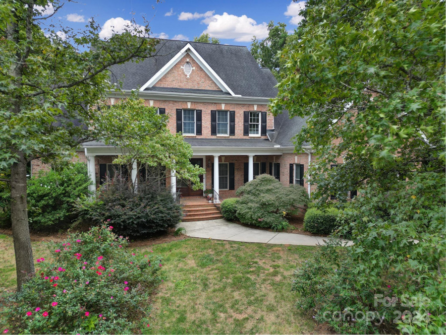 100 Mary Mack Ln Fort Mill, SC 29715