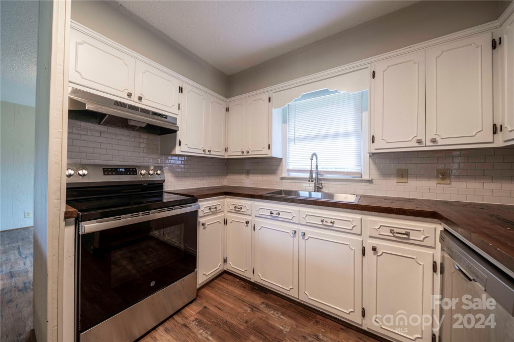 512 Reavis Rd, Harmony, NC 28634 MLS 4183276