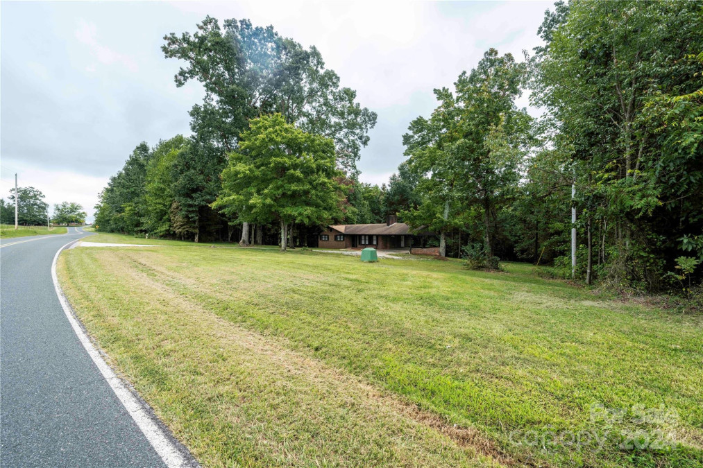 512 Reavis Rd, Harmony, NC 28634 MLS 4183276