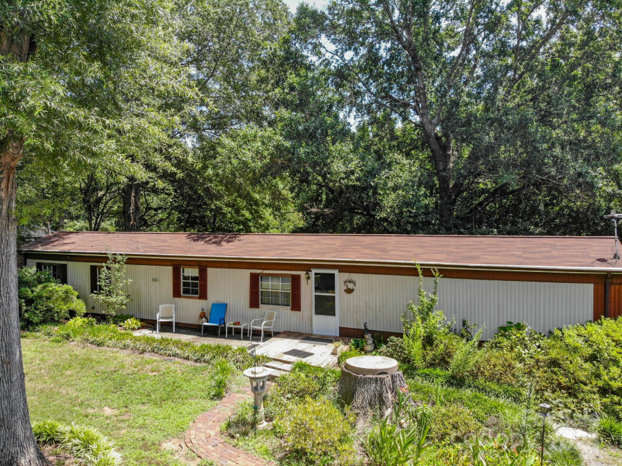 4537 Sunrise Beach Rd Catawba, NC 28609