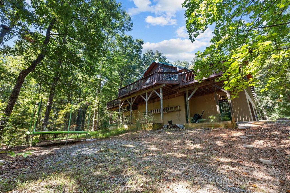 30 Blessed Valley Ln Mill Spring, NC 28756