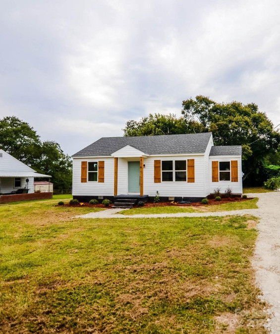 216 St Michael Ave Great Falls, SC 29055