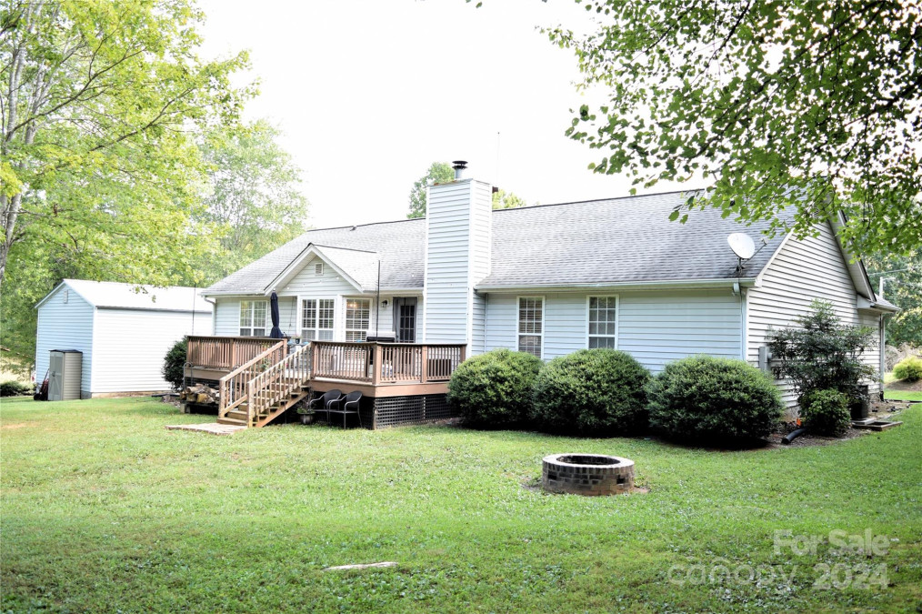 135 Brandywine Loop Statesville, NC 28677