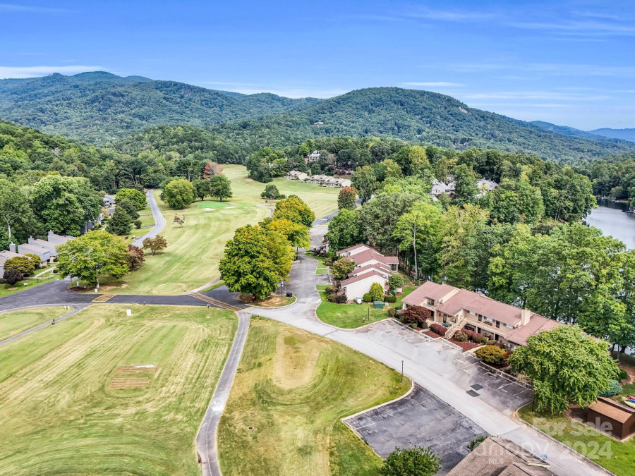 147 West Lake Dr Lake Lure, NC 28746