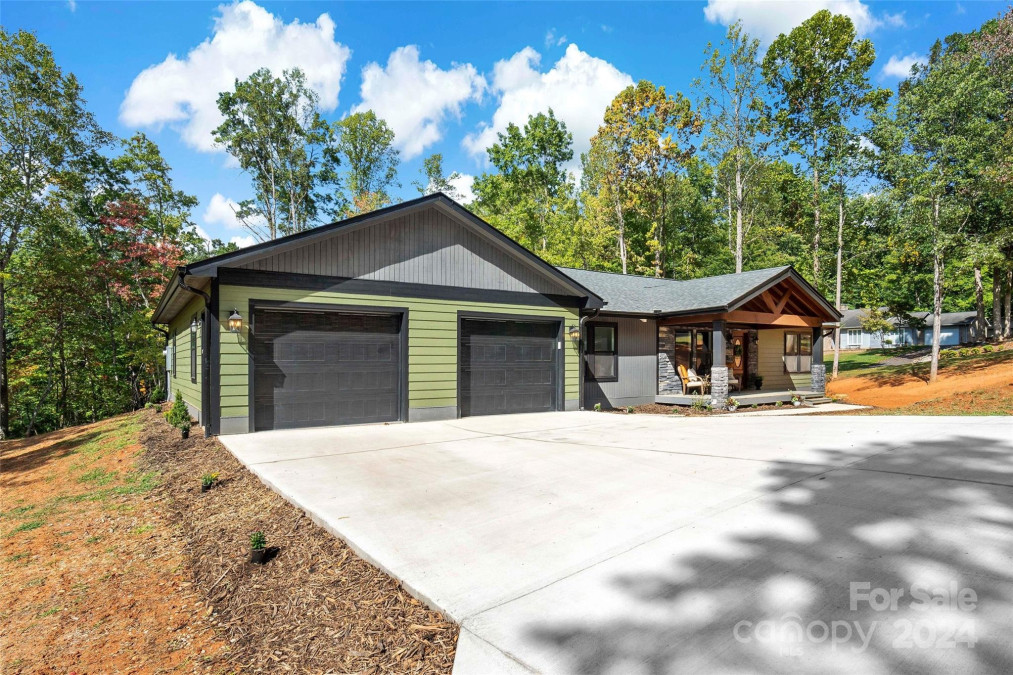 268 Cobblestone Dr Marion, NC 28752