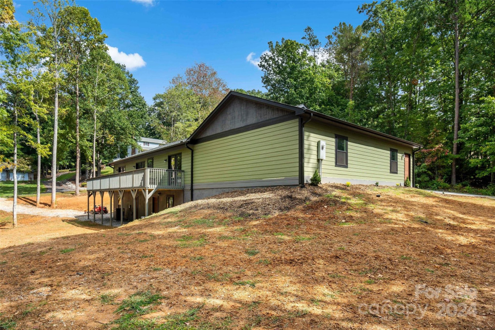 268 Cobblestone Dr Marion, NC 28752