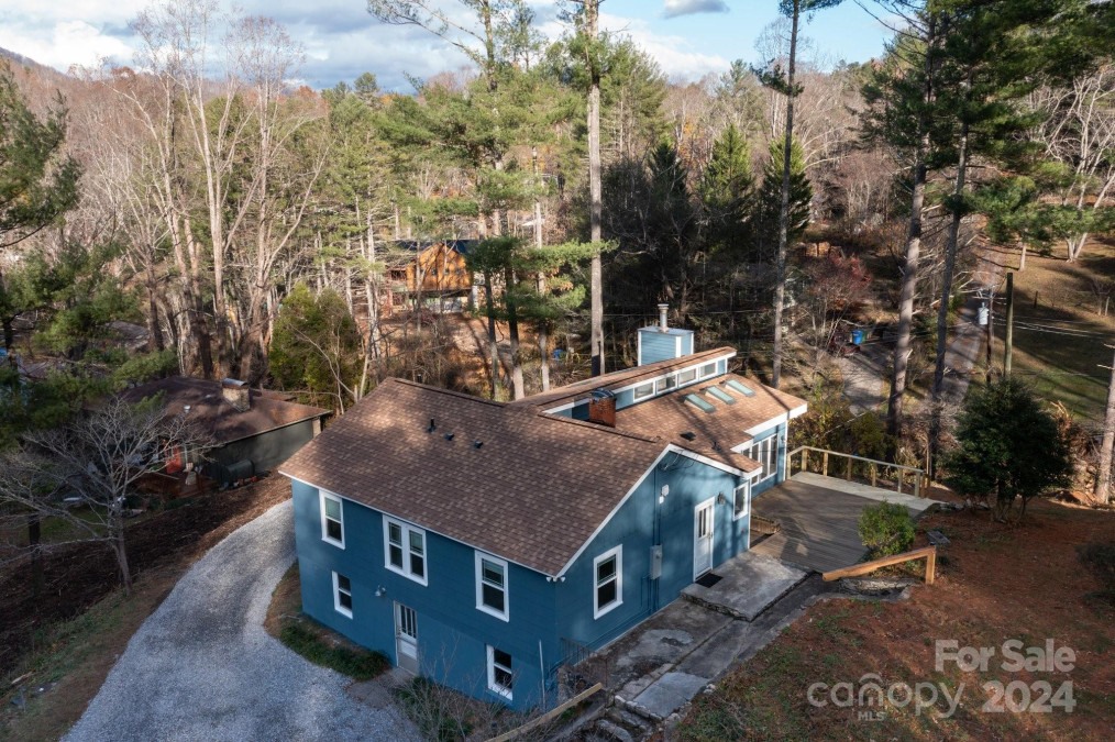 11 Spring Cove Rd Asheville, NC 28804