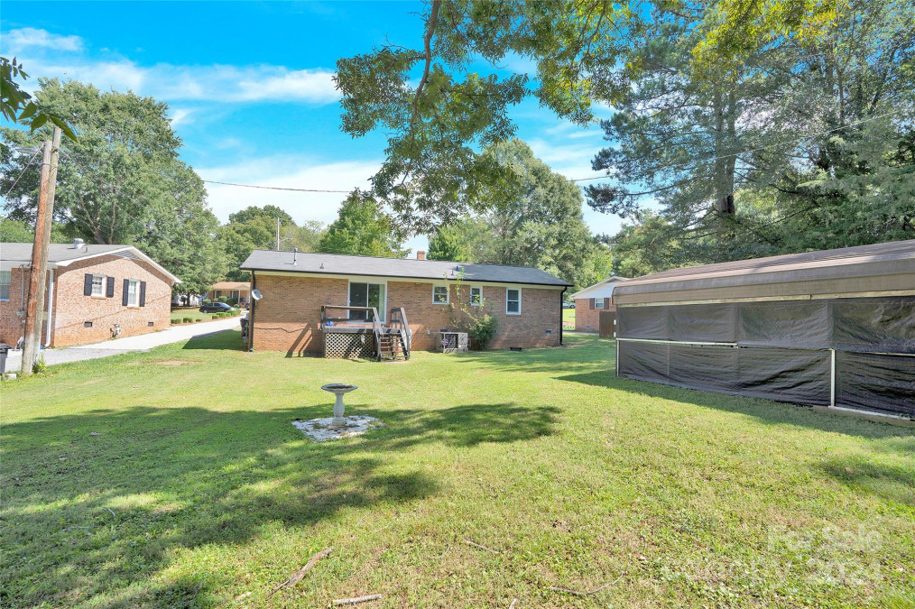 664 Westside Ter Davidson, NC 28036