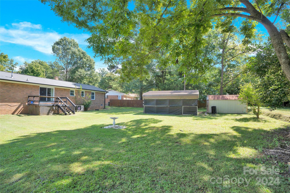 664 Westside Ter Davidson, NC 28036