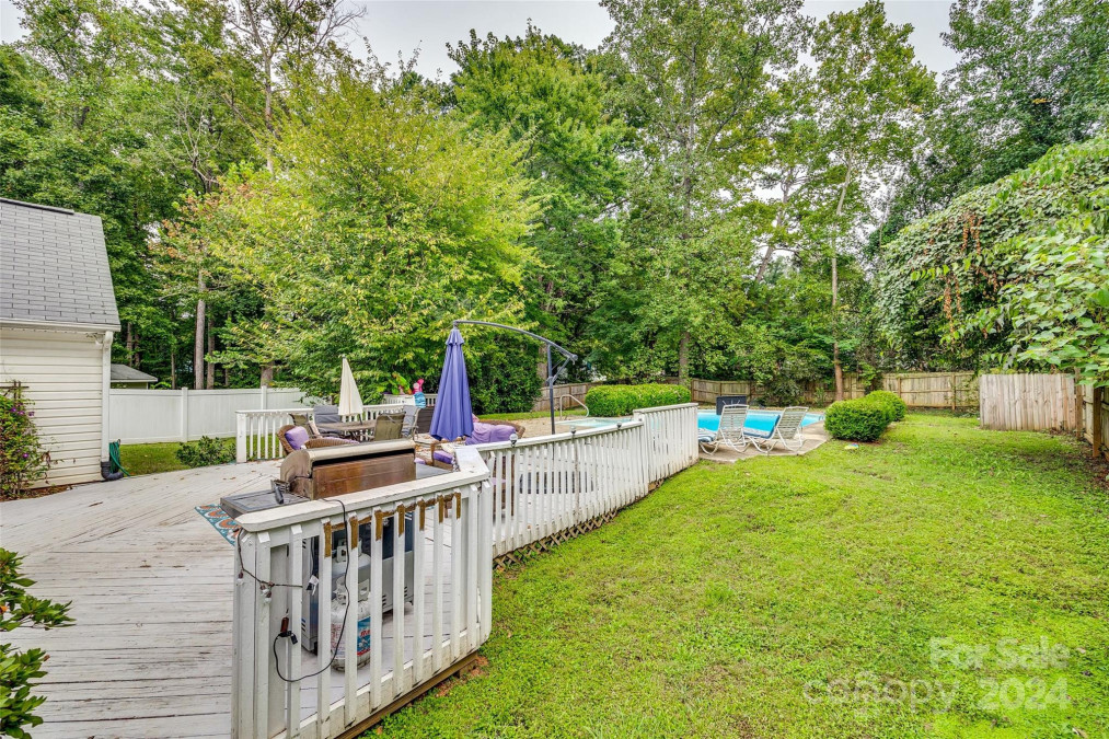 4428 Hounds Run Dr Matthews, NC 28105