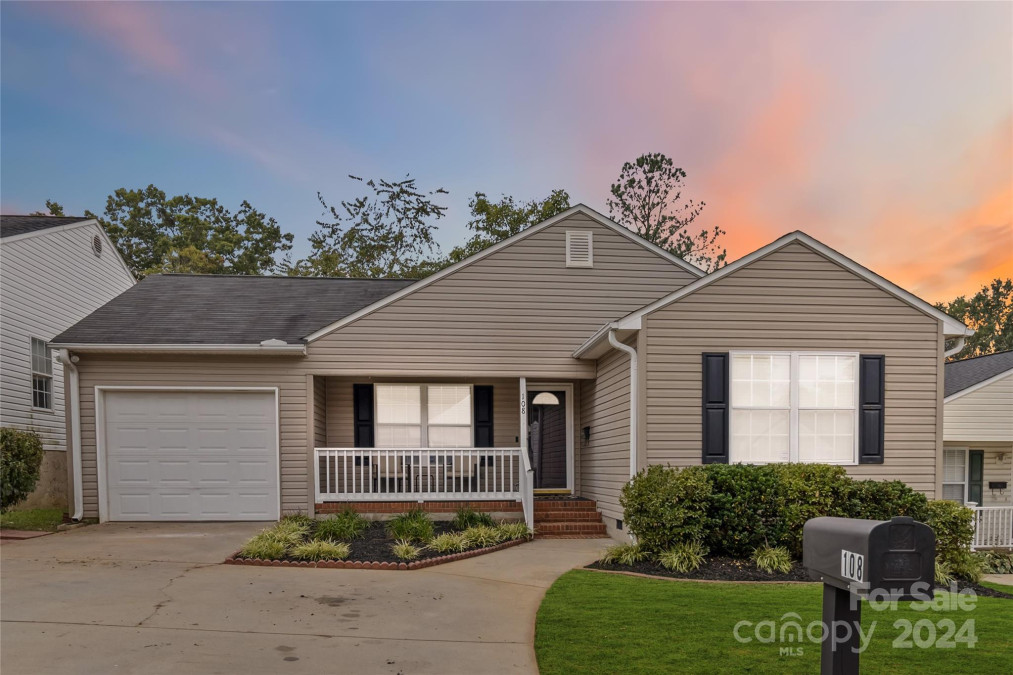 108 Boardwalk Dr Inman, SC 29349