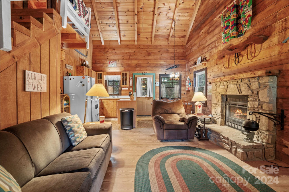 341 Soco Acres Rd Maggie Valley, NC 28751