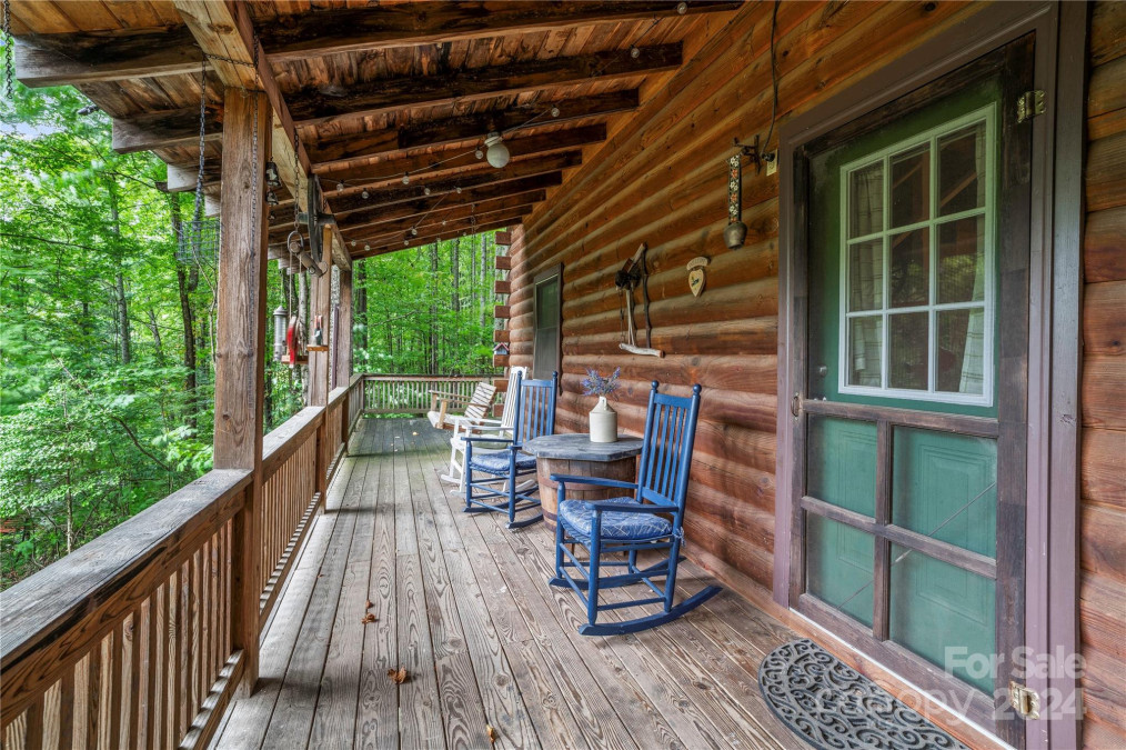 341 Soco Acres Rd Maggie Valley, NC 28751