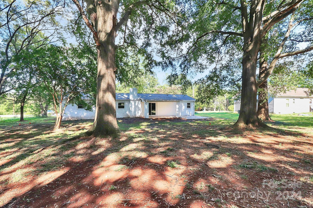 163 Edison Dr Statesville, NC 28625