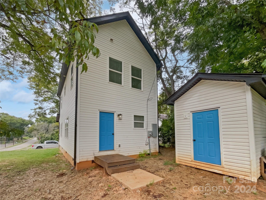 103 Pleasant Hill St Lancaster, SC 29720