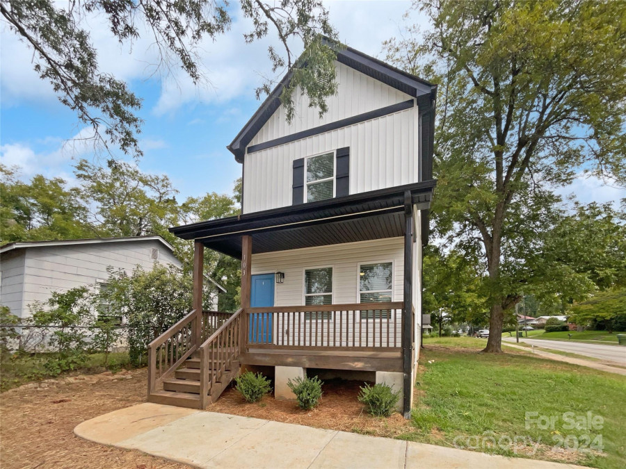 103 Pleasant Hill St Lancaster, SC 29720