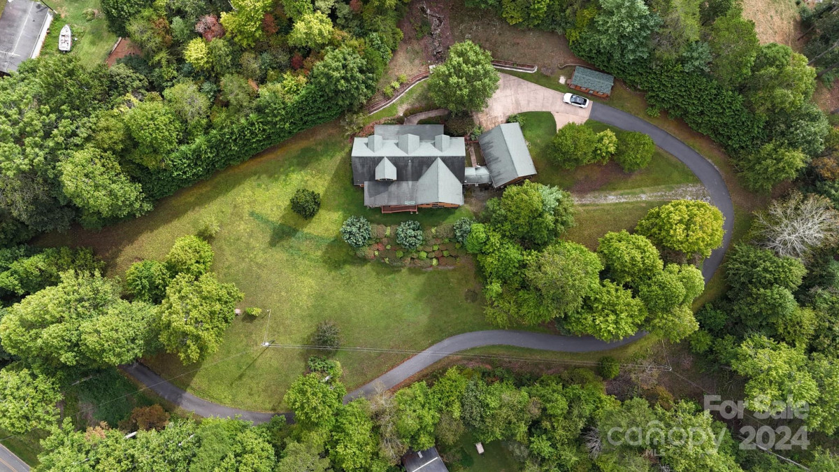 867 Ashe Loop Rd Sylva, NC 28779