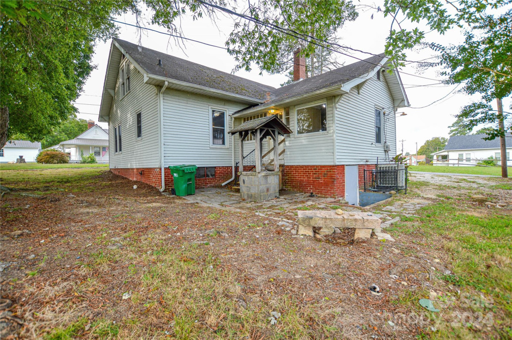 2012 Raney Faith St Salisbury, NC 28146