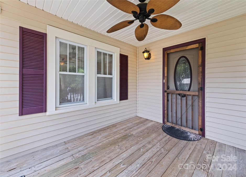 38 Timberline Dr Maggie Valley, NC 28751