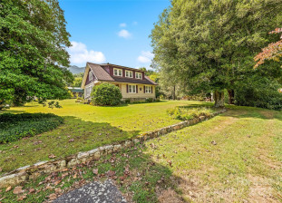 38 Timberline Dr Maggie Valley, NC 28751