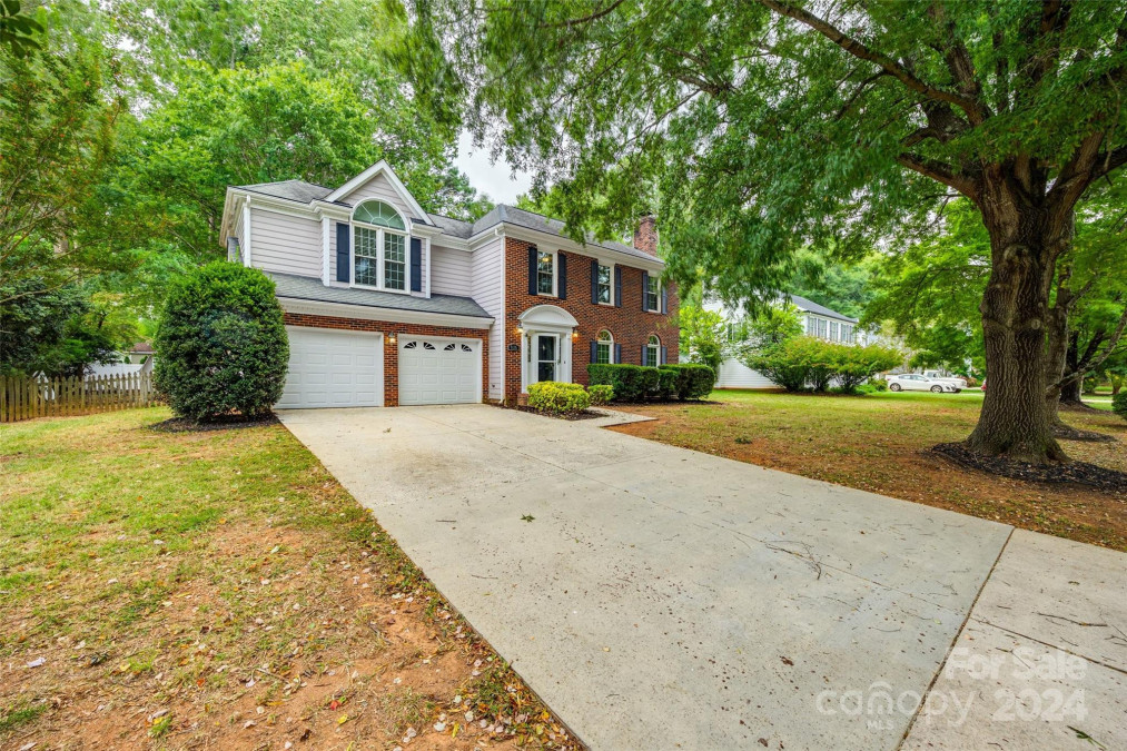 9116 Old Barnette Pl Huntersville, NC 28078