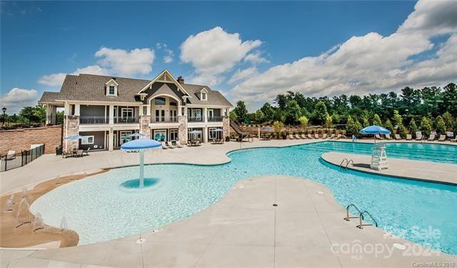 16431 Crystal Downs Ln Charlotte, NC 28278